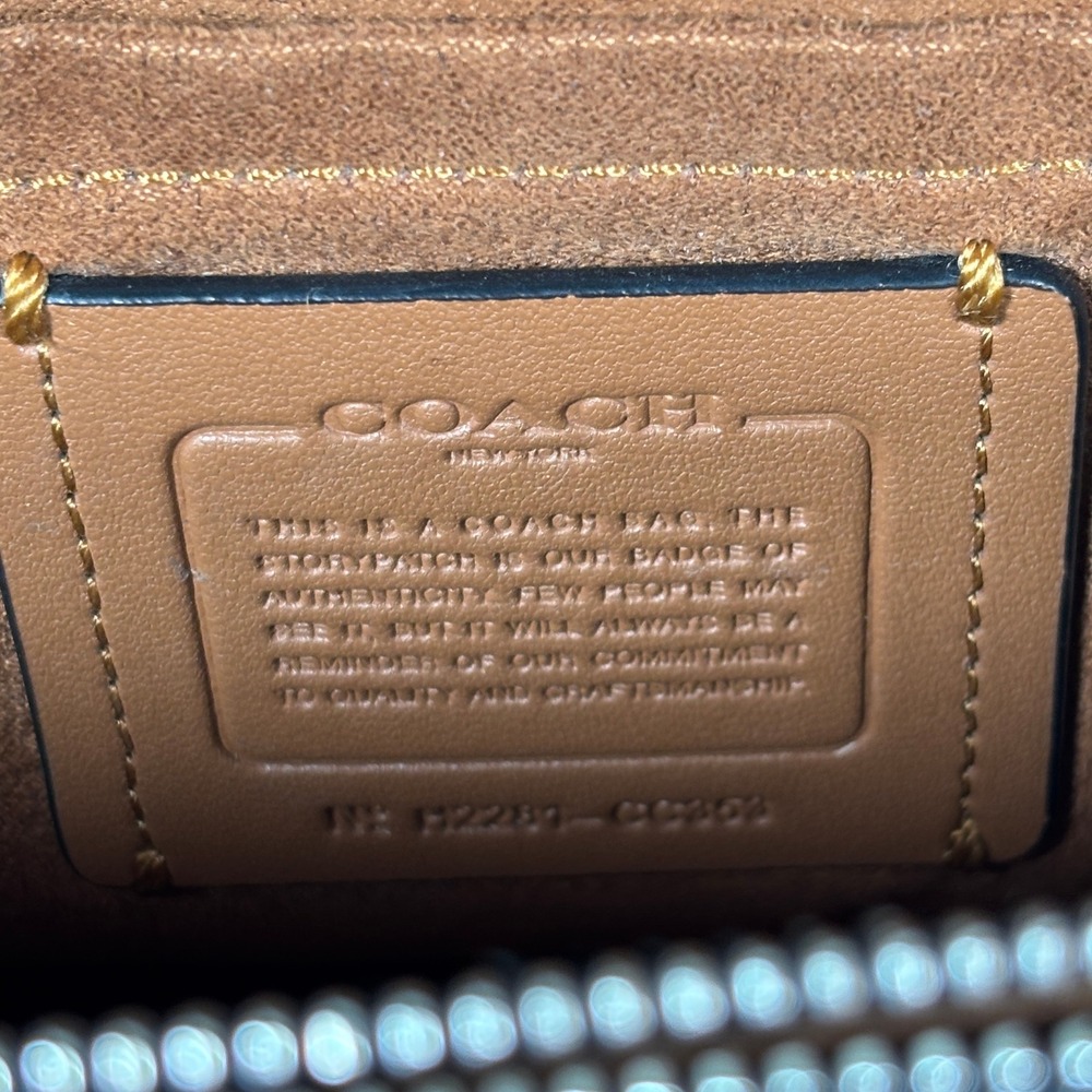 Coach Black Leather Shoulder Bag with Silver Chain - Picture 5 of 7